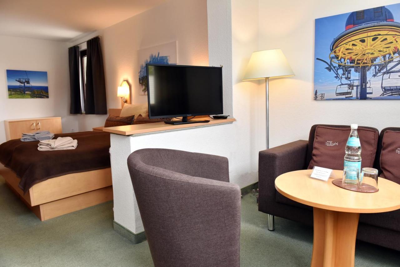 - Der Berghof 3*