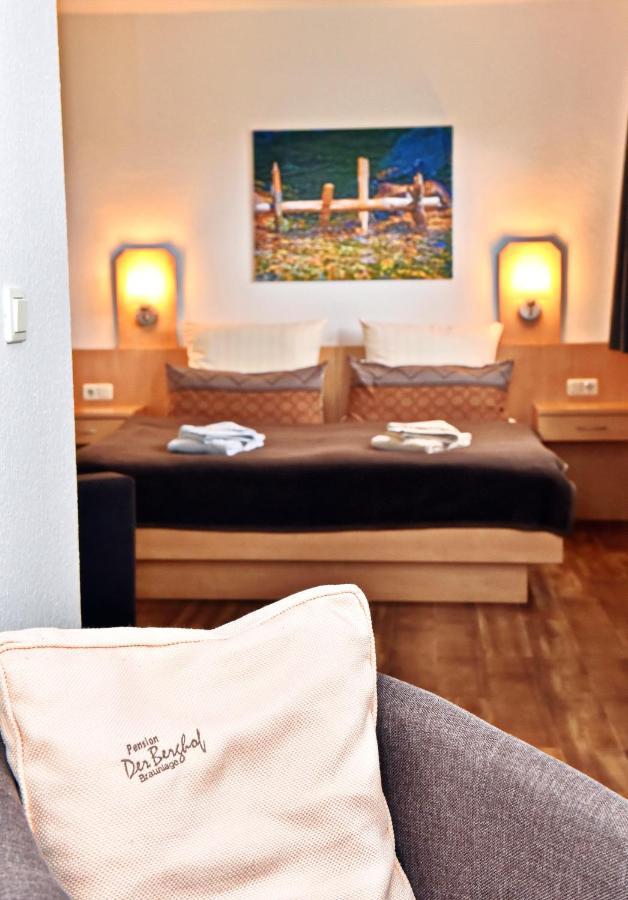- Der Berghof 3*